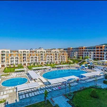 Apparment Premier Fort Beach Seaview דירה