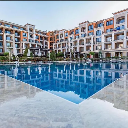 Apparment Premier Fort Beach Seaview דירה