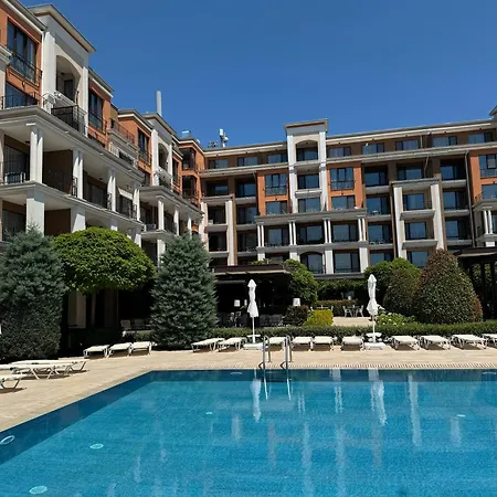 Apparment Premier Fort Beach Seaview דירה סבטי ולאס